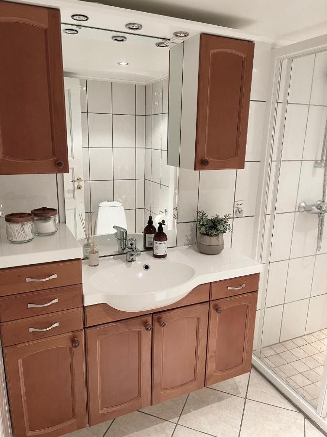 One Bedroom Basement In The Appartement *